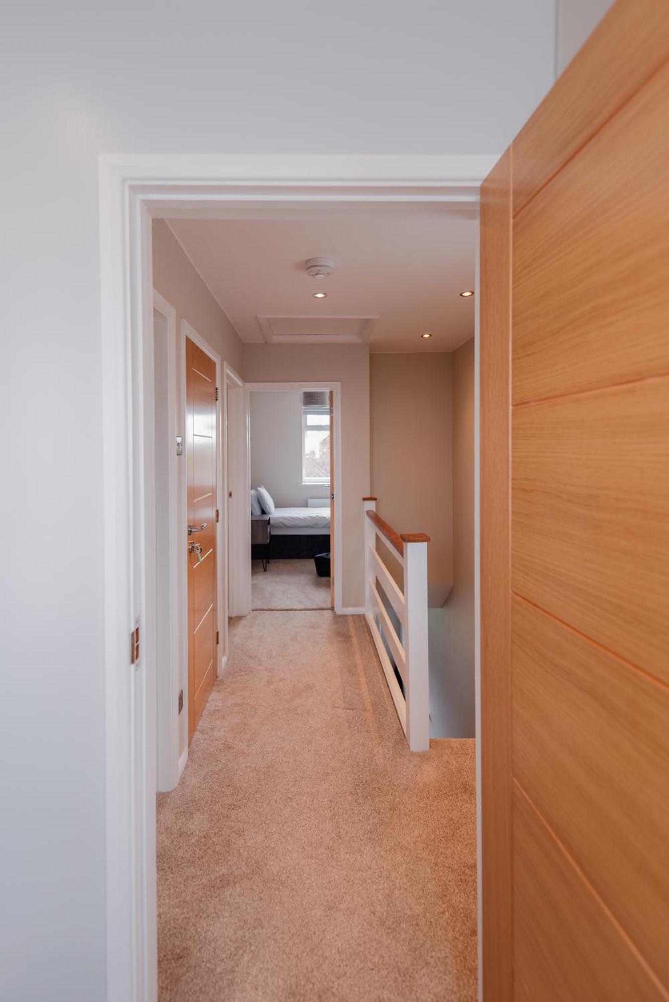 Luxury Recently Renovated 3 Bedroom Home In Sandwich Kent Bagian luar foto