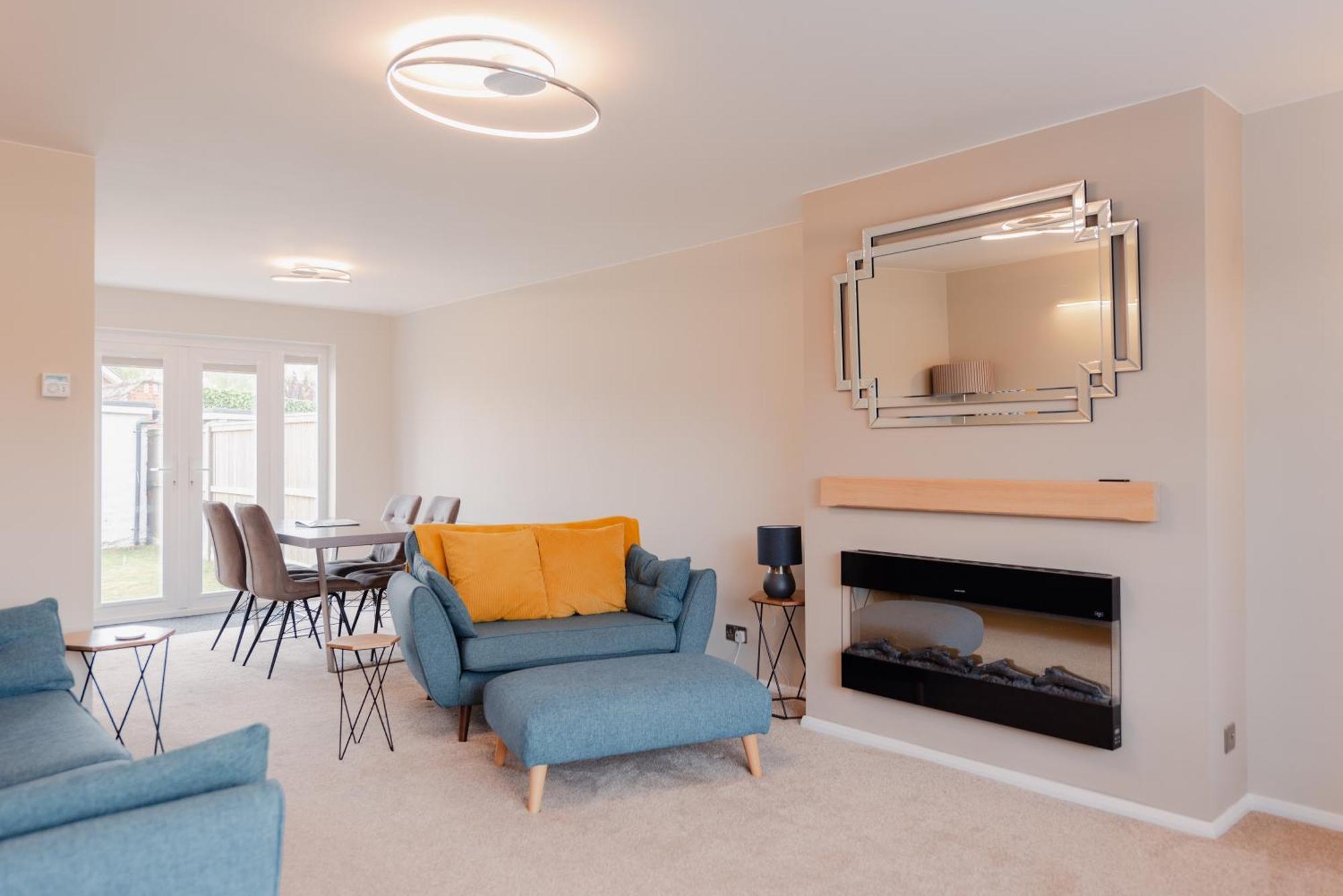 Luxury Recently Renovated 3 Bedroom Home In Sandwich Kent Bagian luar foto