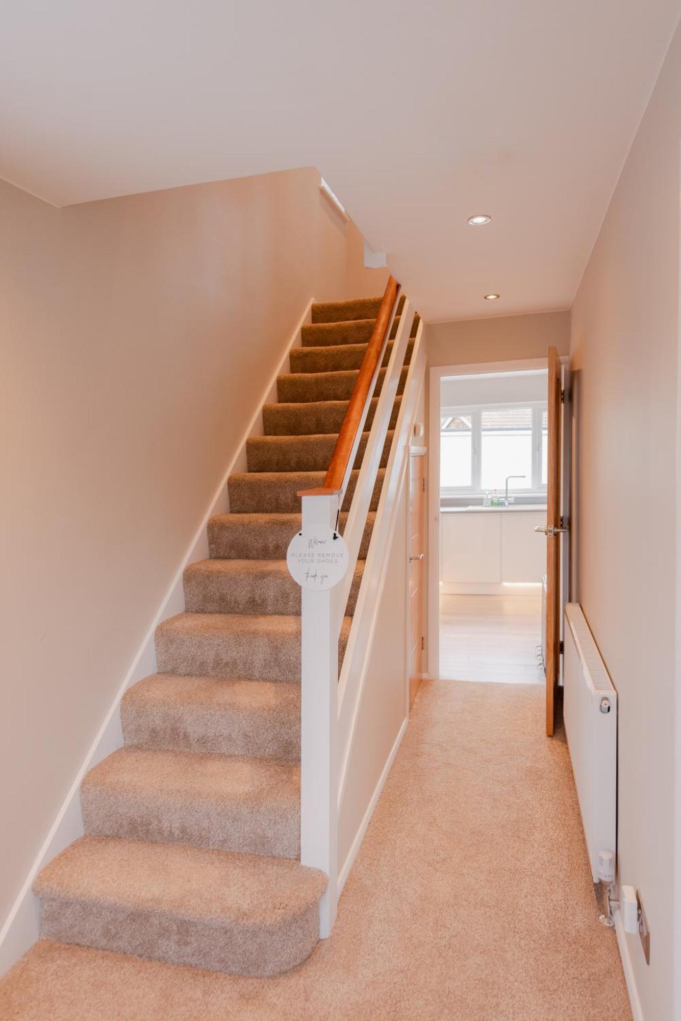 Luxury Recently Renovated 3 Bedroom Home In Sandwich Kent Bagian luar foto