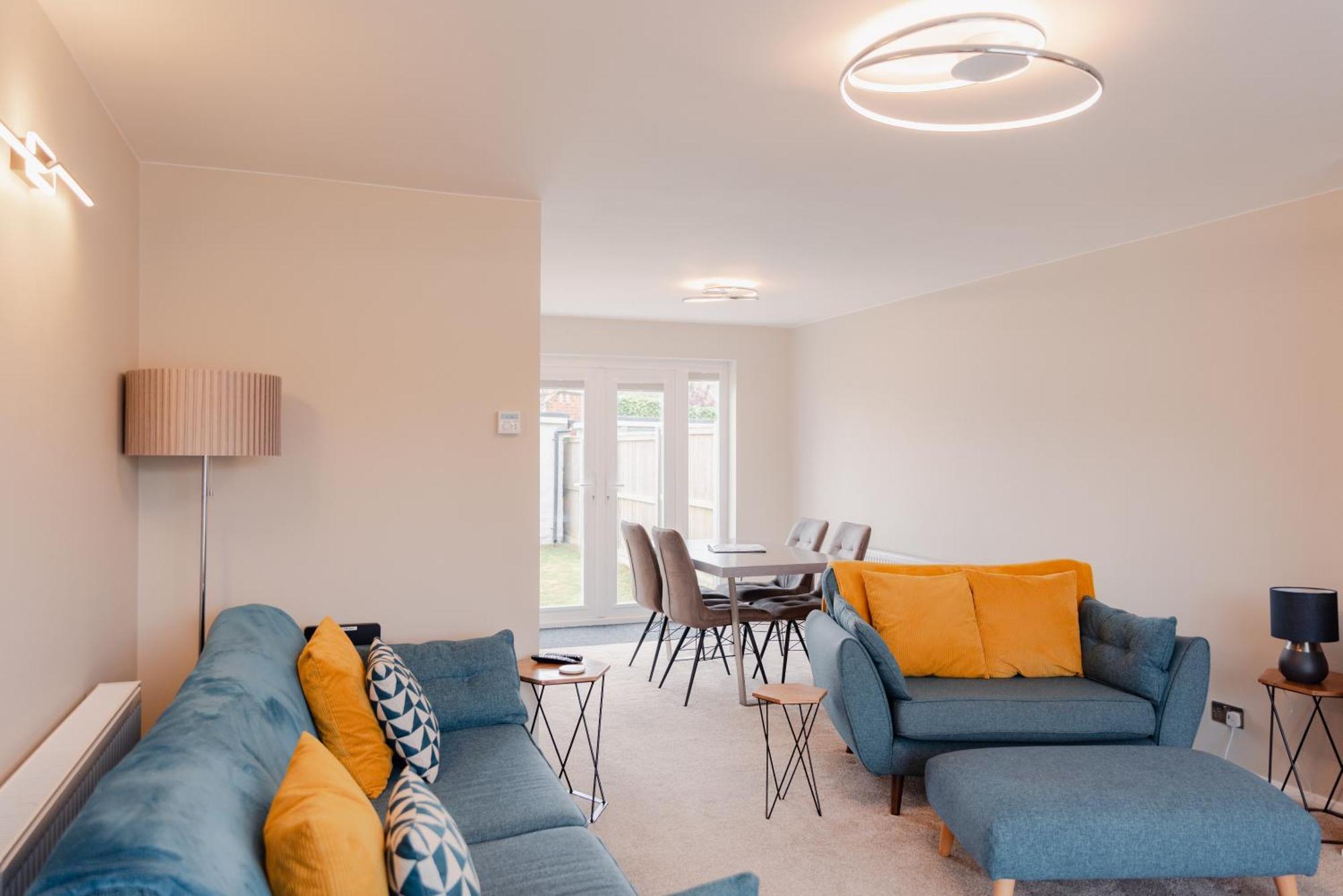Luxury Recently Renovated 3 Bedroom Home In Sandwich Kent Bagian luar foto
